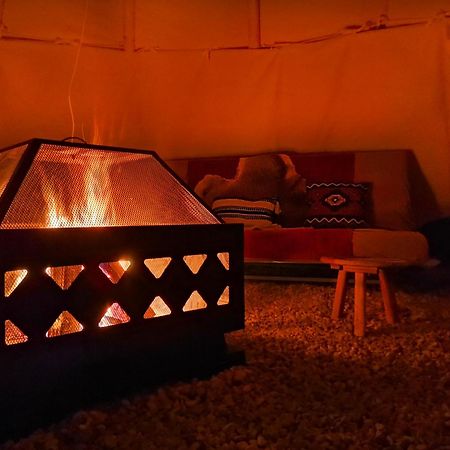 Отель Teepee Camp Lounky Chodouny Экстерьер фото