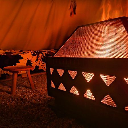 Отель Teepee Camp Lounky Chodouny Экстерьер фото
