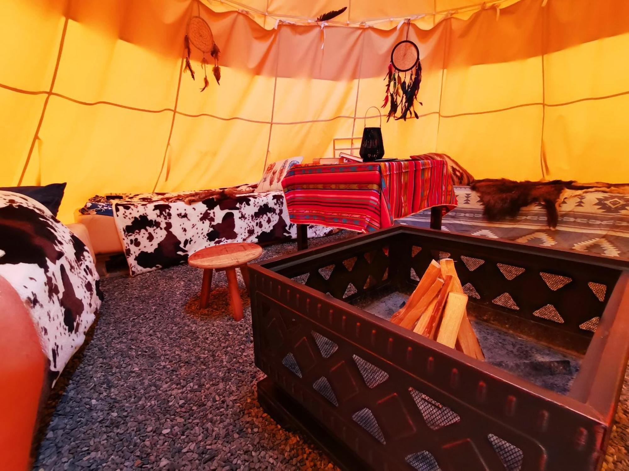 Отель Teepee Camp Lounky Chodouny Экстерьер фото