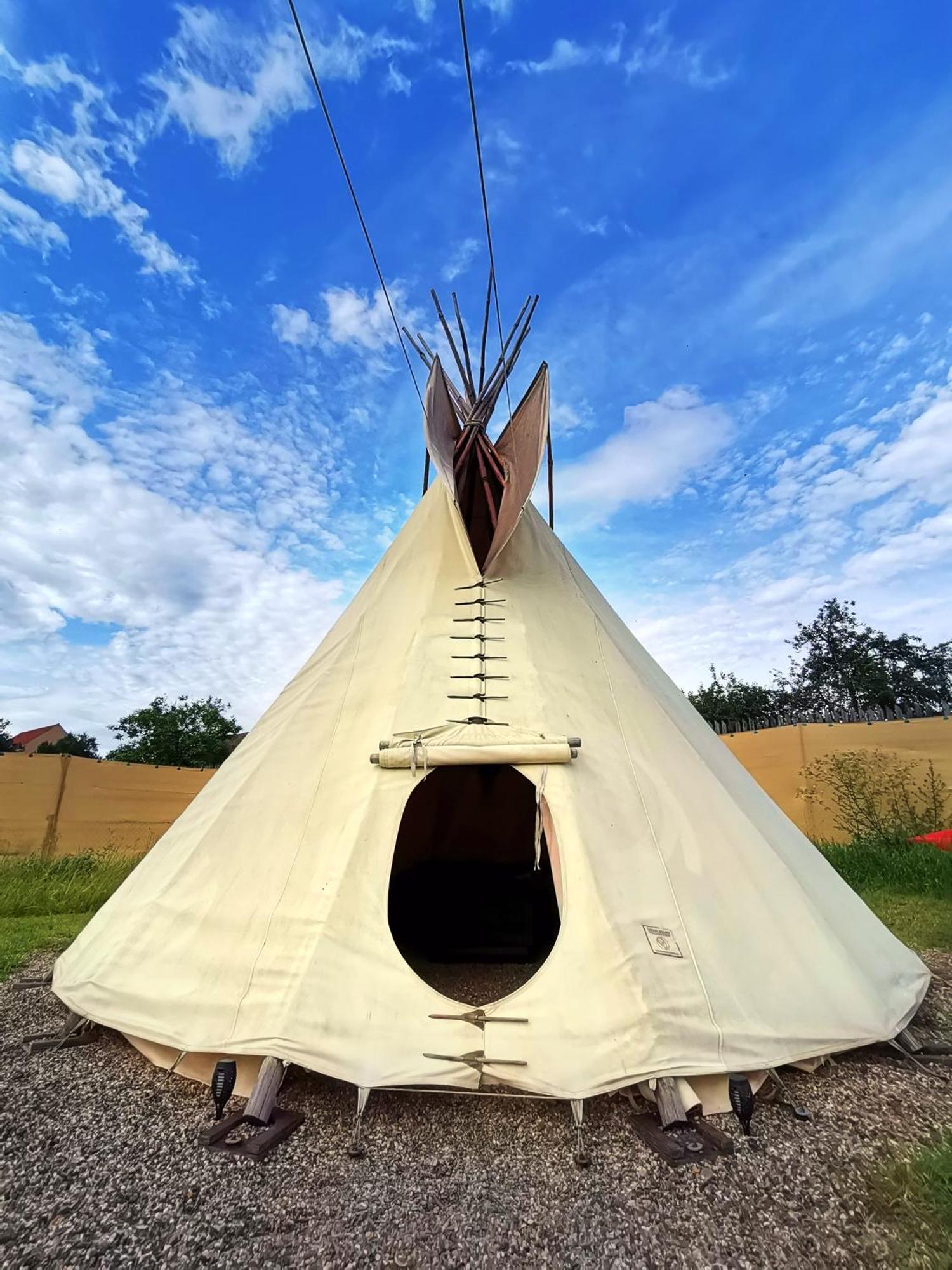 Отель Teepee Camp Lounky Chodouny Экстерьер фото